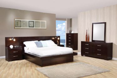 Modern Cappuccino 6 Piece Platform Bedroom Set - Queen or King (NO CREDIT CHECK FINANCING AVAILABLE)