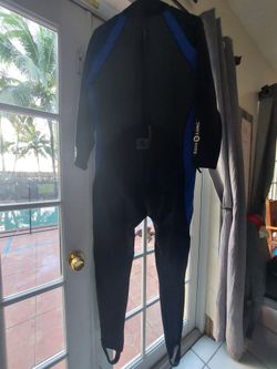 Perfect For Miami Snorkeling Aqua Lung Wet Suit 1mm