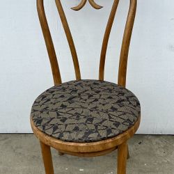 Vintage Brentwood Sweetheart Chair