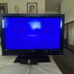 32’ Vizio Tv