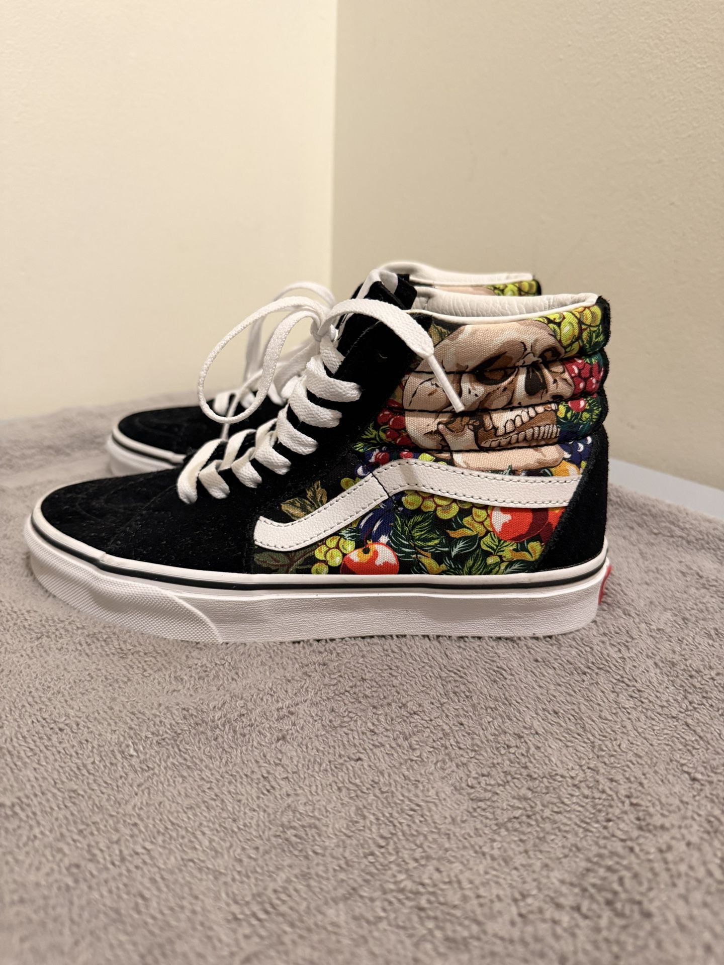 Vans “Fruit Skull” 5m-6.5w