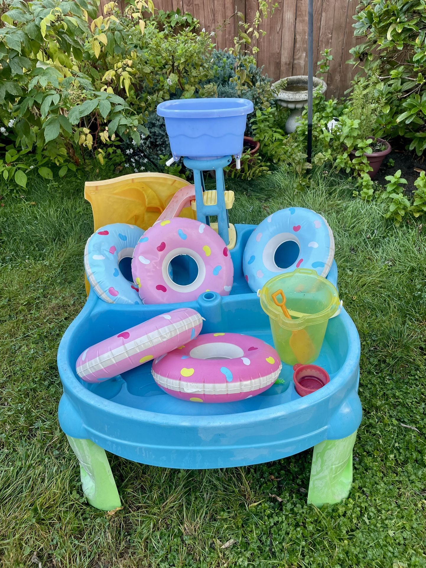 Step2 Sand & Water Activity Table W/Cover