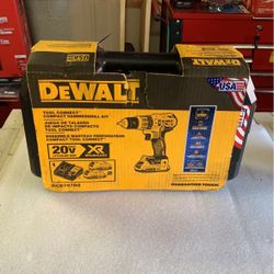 DEWALT 20-Volt MAX XR with Tool Connect Cordless Compact 1/2 in. Hammer Drill with (2) 20-Volt 2.0Ah Batteries & Charger