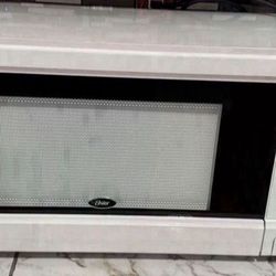 Oster Microwave