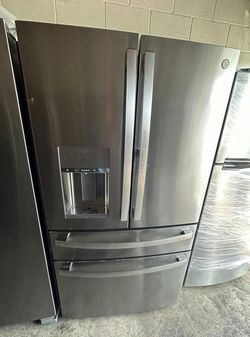 GE 4-Door French Door Refrigerator Stainless Steel EnergyStar