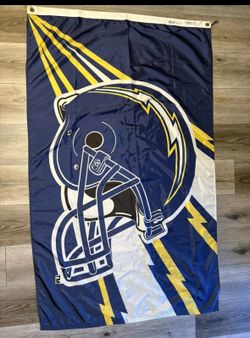 Vintage 1989 58' x 36' In San Diego Chargers Helmet Logo Flag