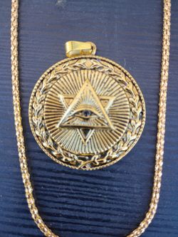 Medallion Neclace
