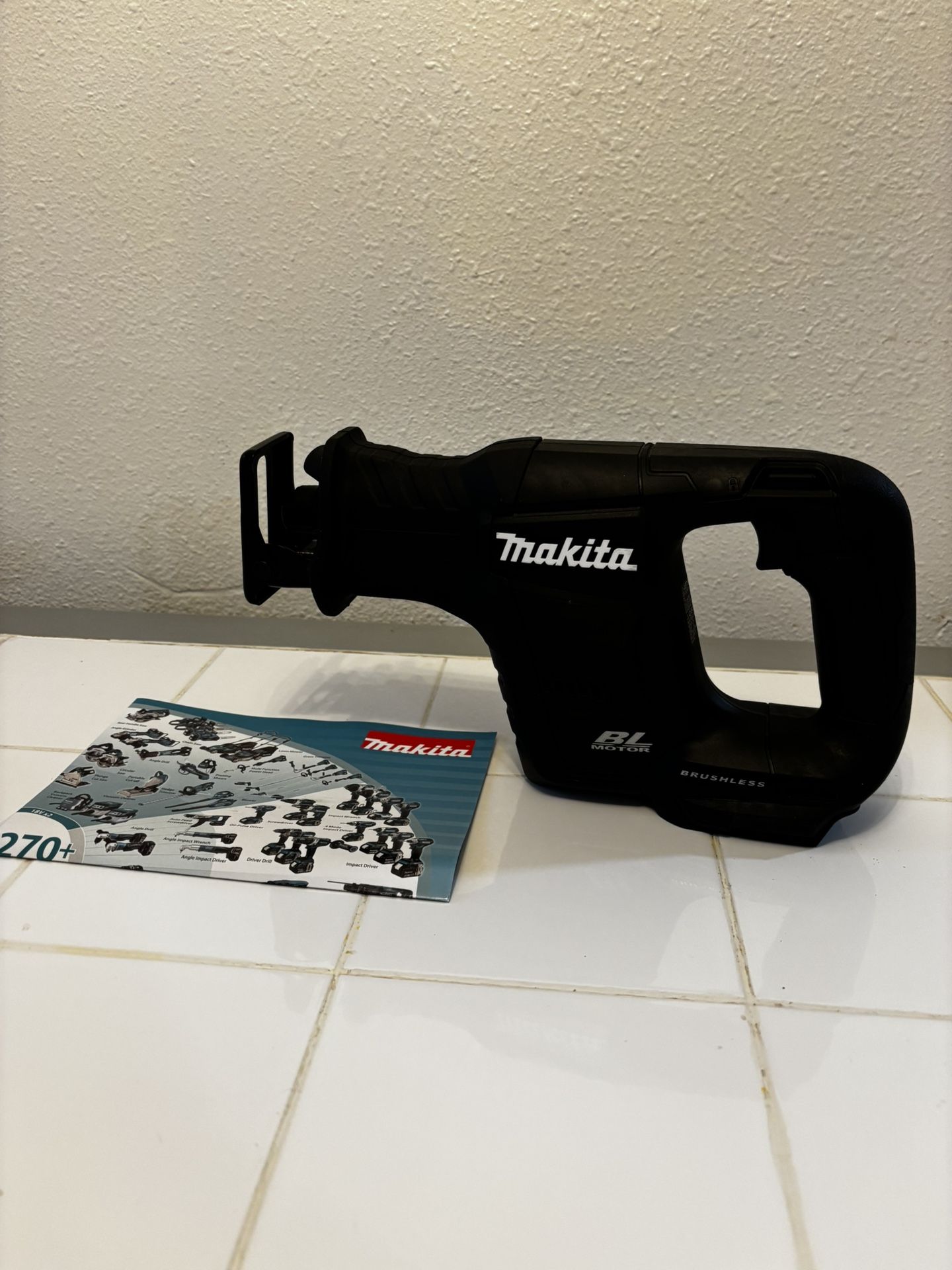 MAKITA - 18V LXT LITHIUM-IONSUB-COMPACT BRUSHLESS RECIPRO SAW (tool only)