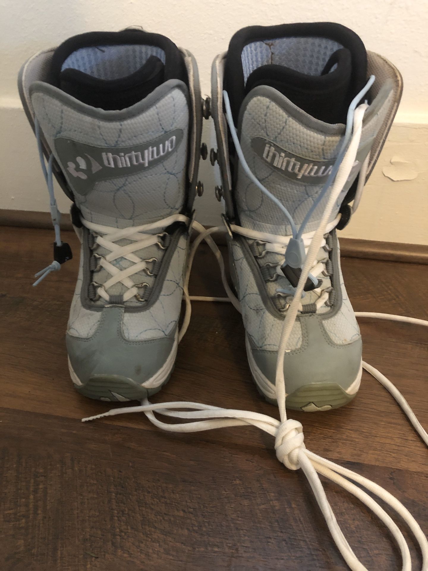 ◇THIRTY TWO SIZE23cm◇ WOMEN'S SHIFTY SNOWBOARD BOOTS - ThirtyTwo US