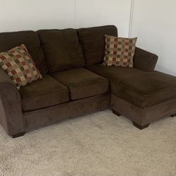 Small Brown Sectional w/Delivery