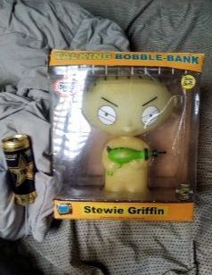 Funko Comic Con 480 Pieces Glows In The Dark Makes Sounds Stewie