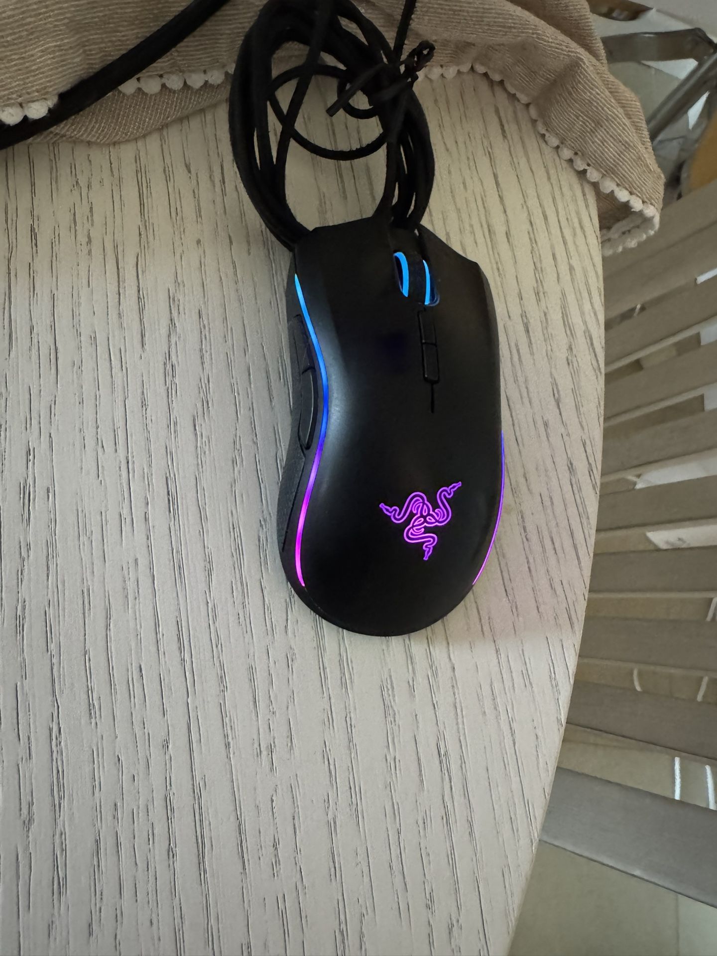 Razer Mamba Tournament Mouse Lights up