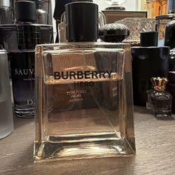 Burberry - Hero Cologne