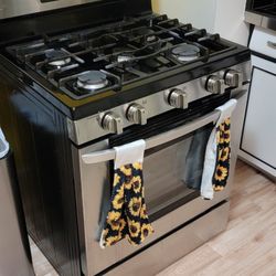 LG oven.