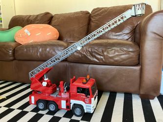 Bruder MAN TGA Fire Engine with Turntable Ladder