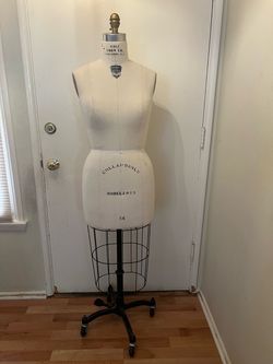 Wolf Dress Form Size 14 Model 2013
