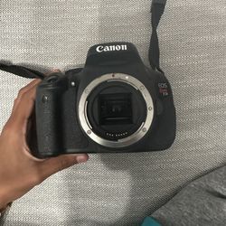 Canon Rebel T7i