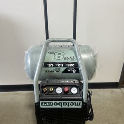 Air compressor