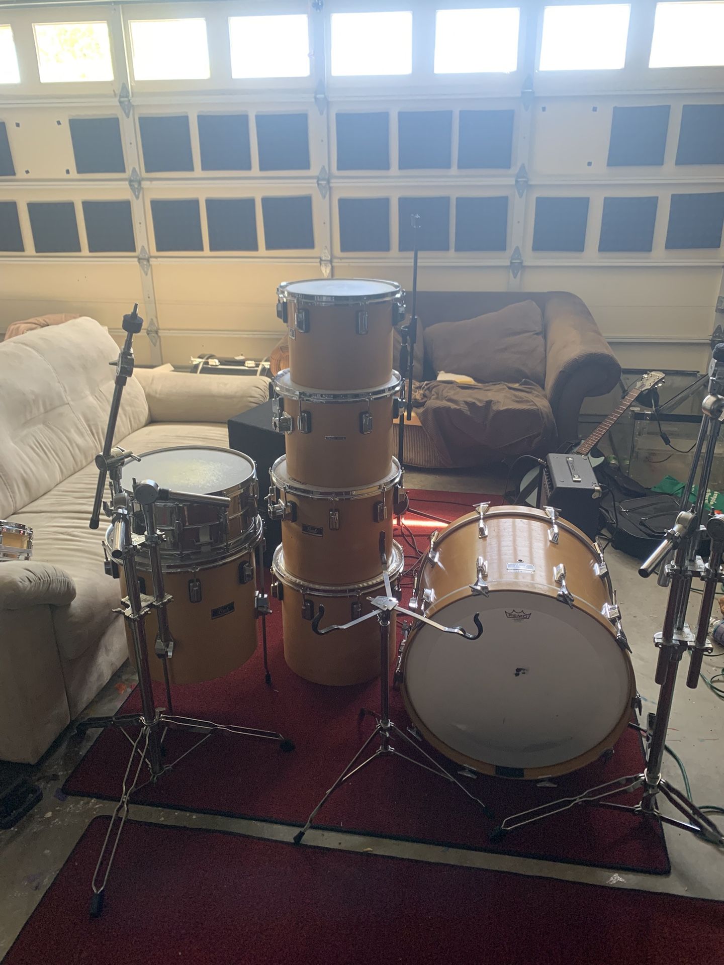 Vintage Pearl Concert Drum Set