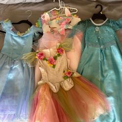 4 Dress Up Dresses Sizes About 4 To 5