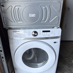 Samsung Gas Dryer with matching Storage Step