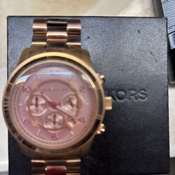 Michael kors watch Rose/gold