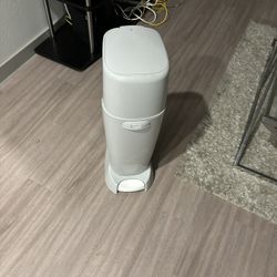 Diaper Trash Can 