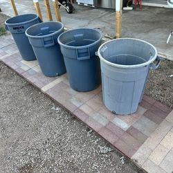 Rubbermaid Brute Trash Cans