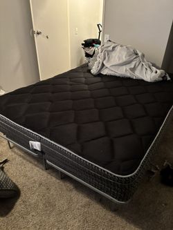 Bed Room Dresser Mattress And Night Stand That Matches Dresser