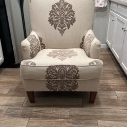 Beautiful Vintage Wing Back Chair