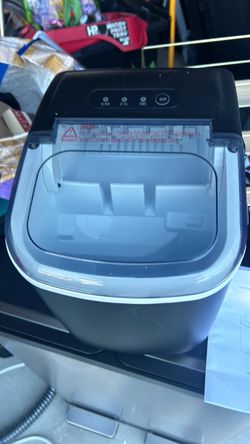 Ice maker