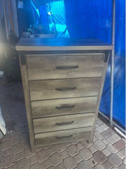 Dresser