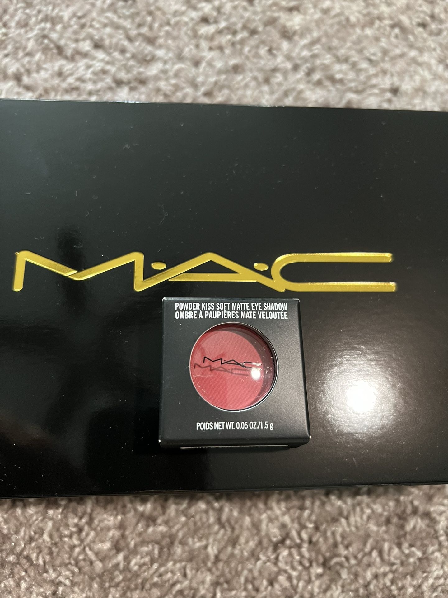 M.A.C Powder Kiss Eye Shadow