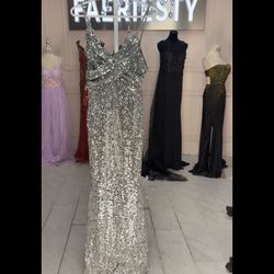 Stunning Silver Sequin Dress Size Large