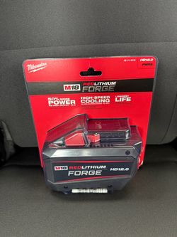 Milwaukee M18 18V Lithium-Ion REDLITHIUM FORGE HD 12.0 Ah Battery Pack