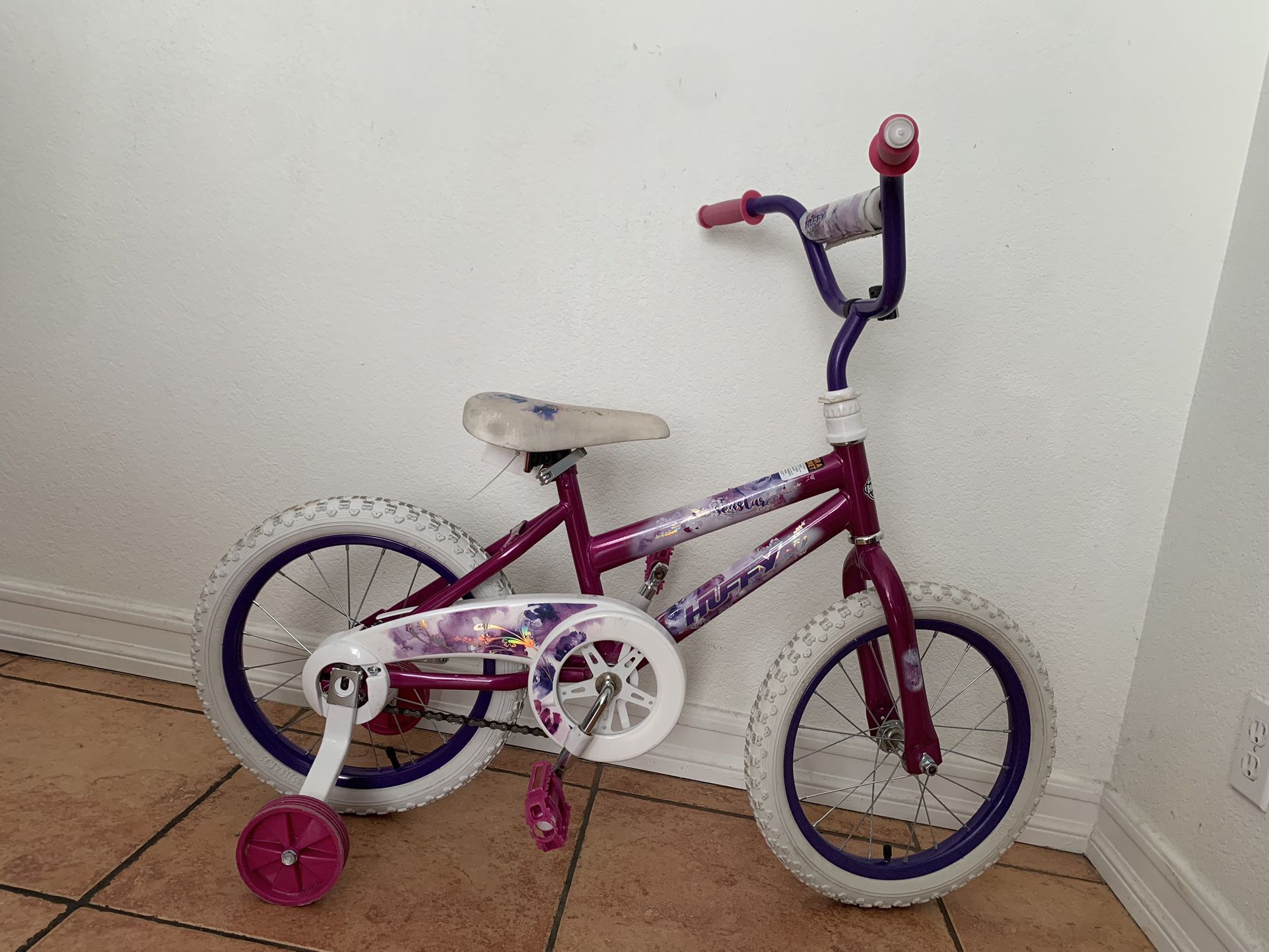 Kids Girls HUFFY Bike Bicycle 16inch rims ready To Ride Training Wheels - Pedal brakes  