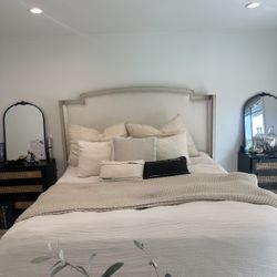 Bernhardt King Size Wooden And Tufted Bed 