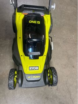 Ryobi ONE+ 18V 13 in. Cordless Battery Walk Behind Push Lawn Mower with 4.0 Ah Battery and Charger