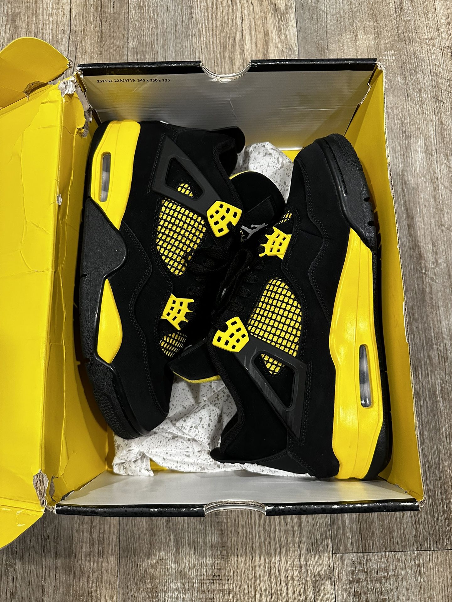 Yellow Thunder Jordan 4