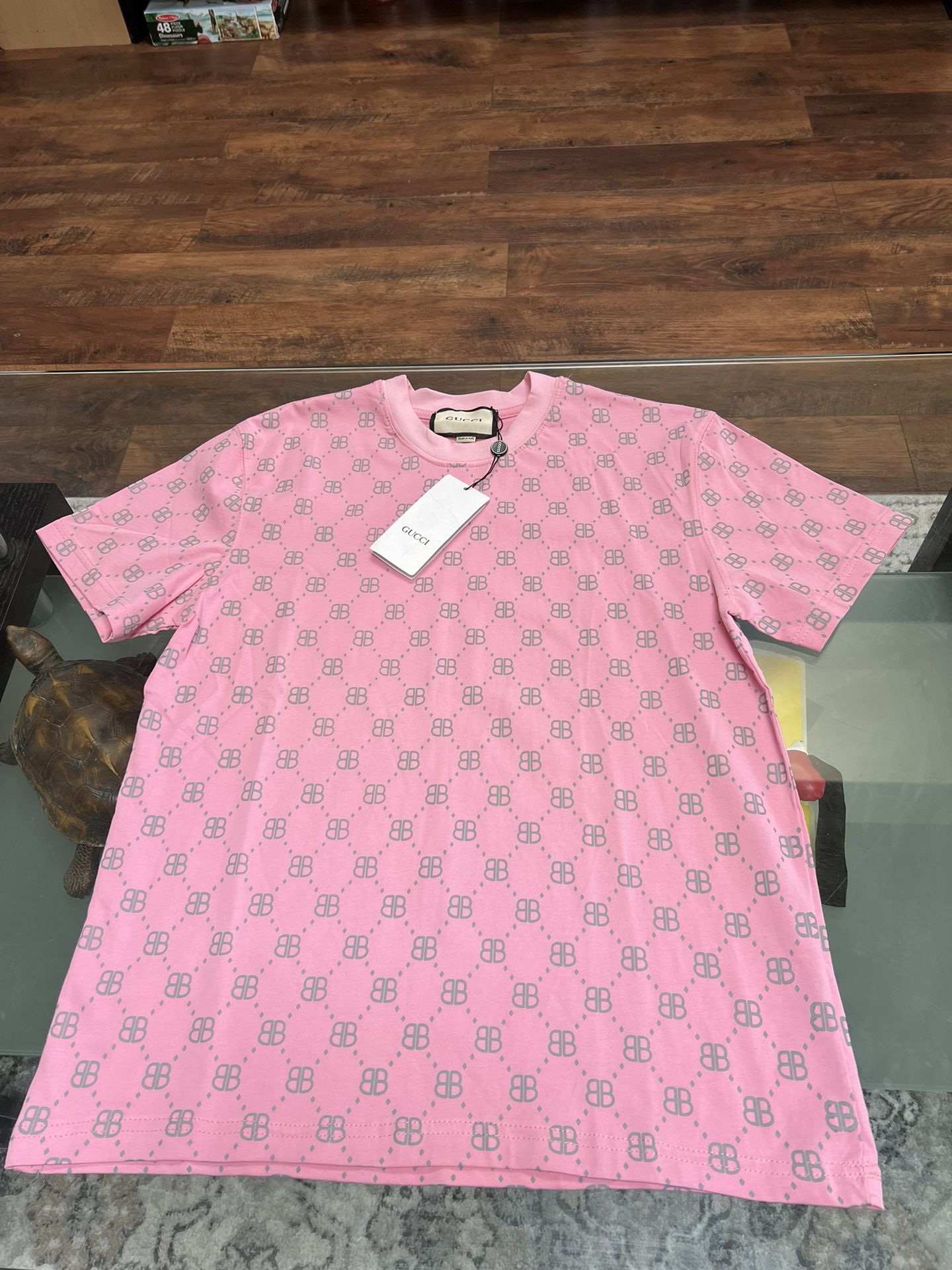 Women’s Pink T Shirt 👚 