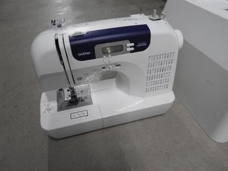 Brother CS6000i Sewing Machine With Thread & Accessories