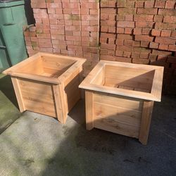 Cedar Planter Boxes 