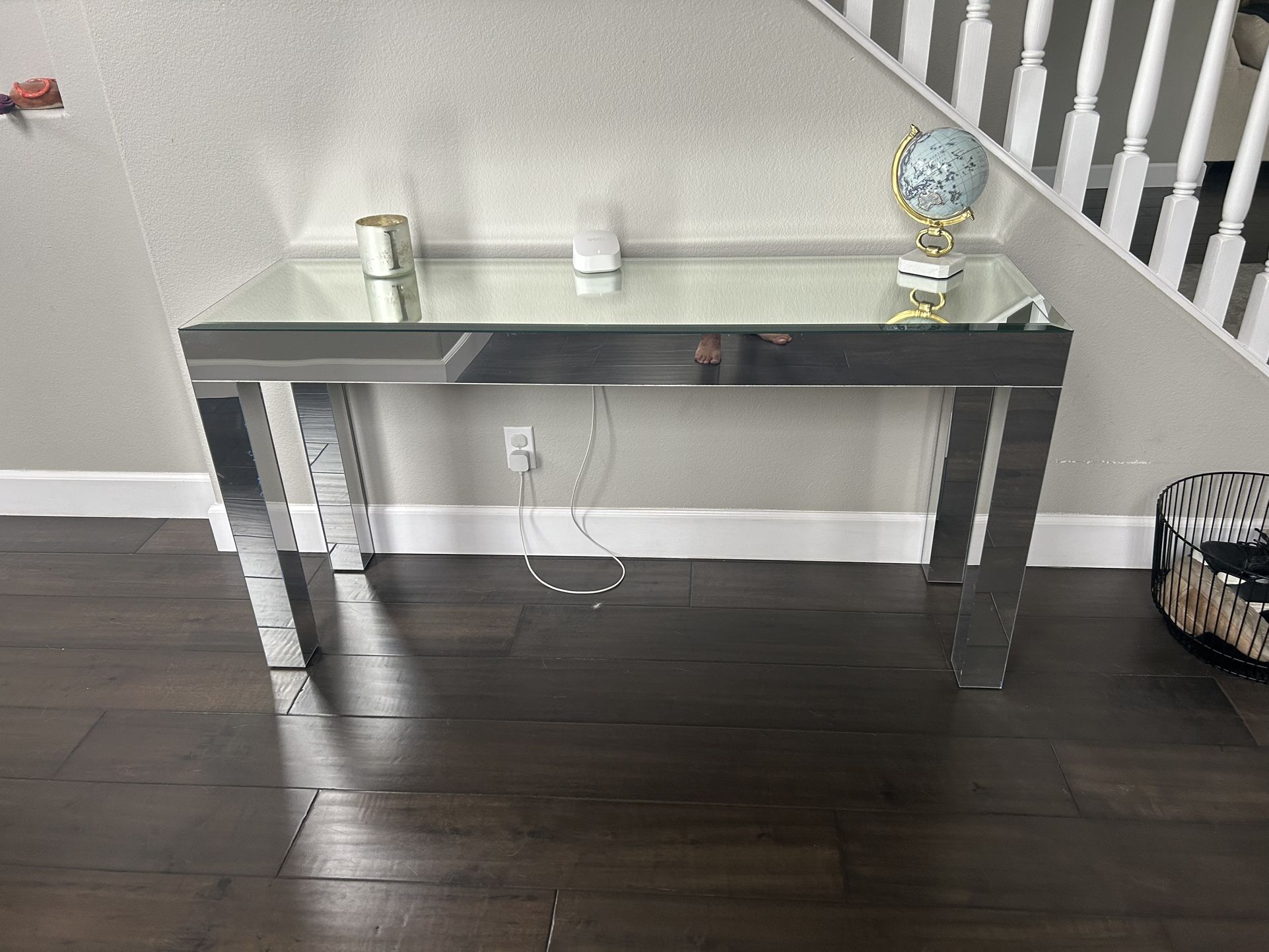 Mirrored Table