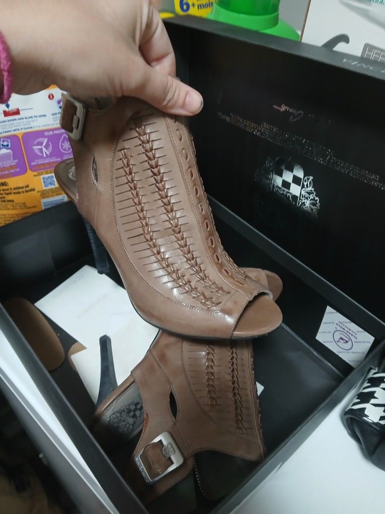 Vince Camutu Heels