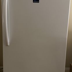 Upright Convertible Freezer/Refrigerator 13.8 Cu.Ft.