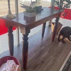 Perfect Condition End table/console
