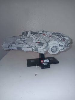 Millennium Falcon, Lego set 75375