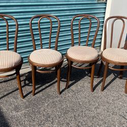 Set of Four Vintage Bentwood Parlor Bistro Cafe chairs Good Condition 
