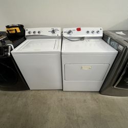 KENMORE WASHER AND ELECTRIC 220 DRYER