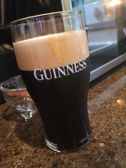 20 oz Guinness oversized pint glass